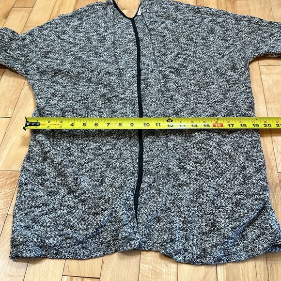 American Eagle Knit Cardigan - Picture 7 of 7